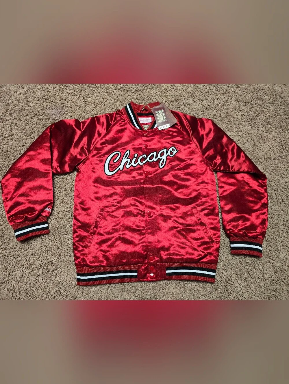 Mitchell & Ness Chicago Bulls Red Hardwood Classics Lightweight Satin Jacket